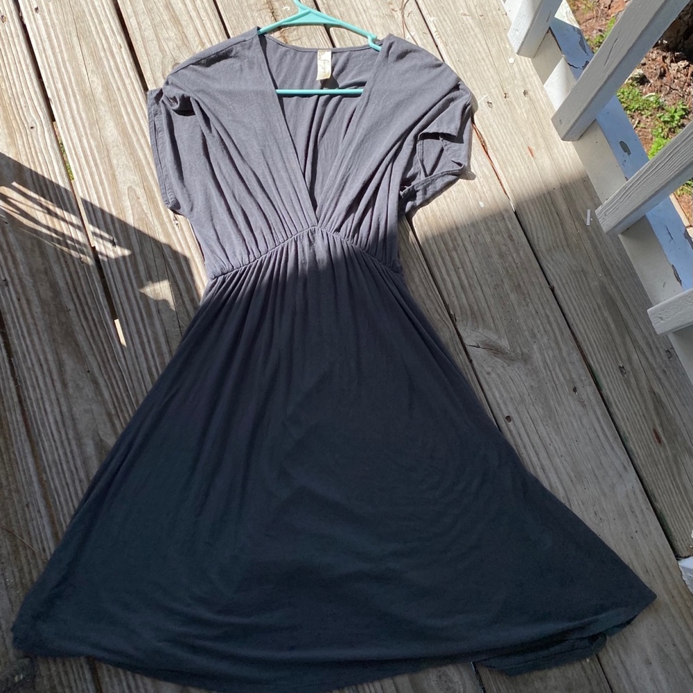 Dress - Picture 2 of 4